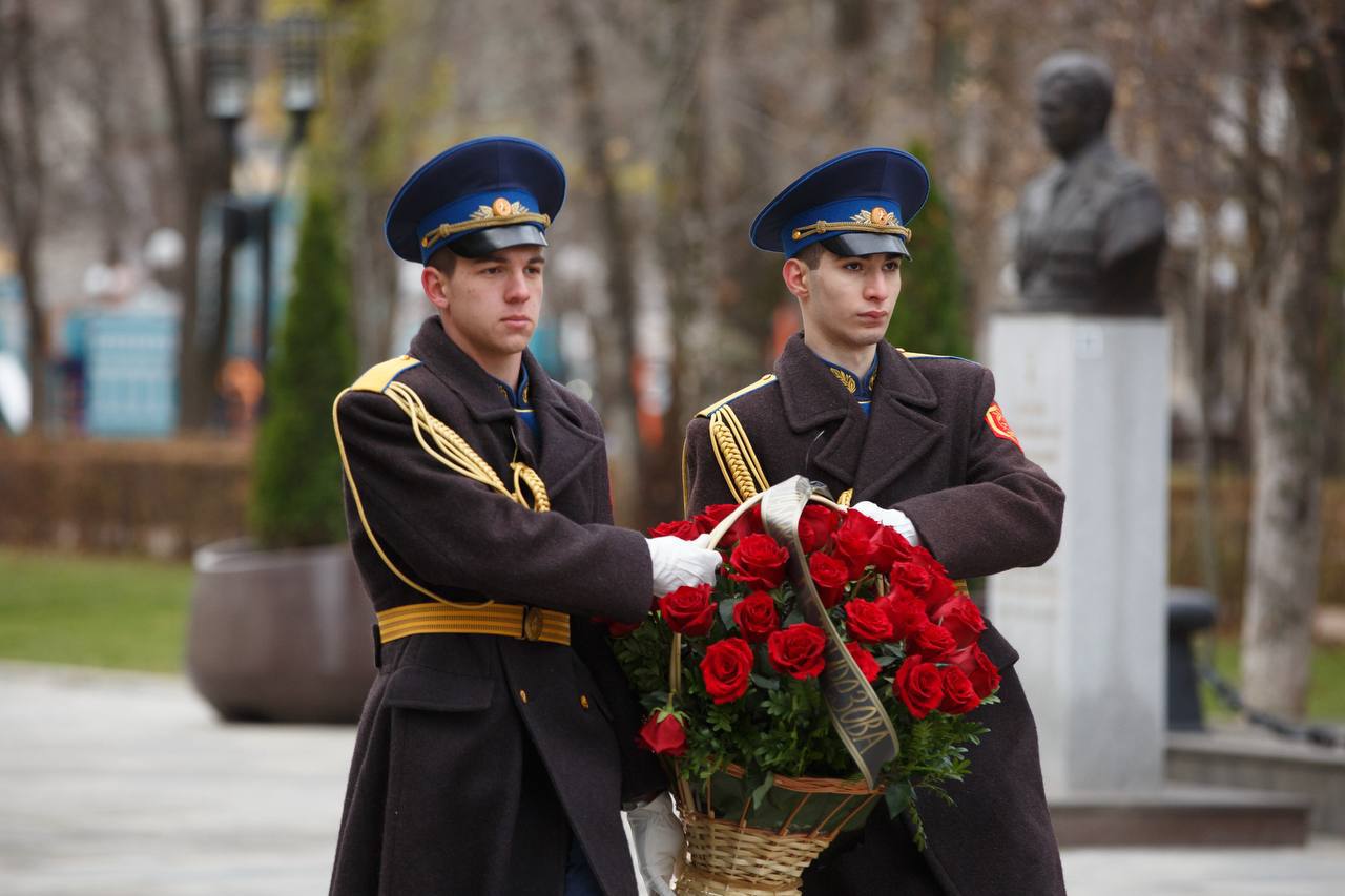 Алексей Баскаев: Вечная слава Героям Отечества! Алексей Баскаев: Вечная слава Героям Отечества!