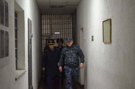 Исполняющий обязанности прокурора Карачаево-Черкесской Республики проверил следственный изолятор