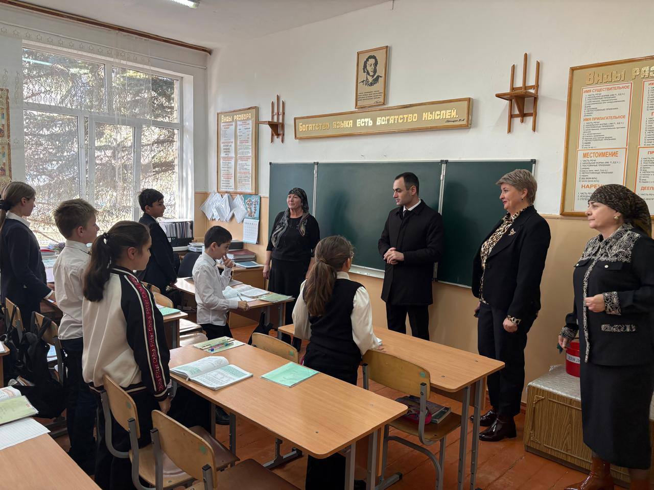 Прокуратура Карачаевского района организовала проверку по публикации о нарушениях в общеобразовательном учреждении а. Кумыш Прокуратура Карачаевского района организовала проверку по публикации о нарушениях в общеобразовательном учреждении а. Кумыш