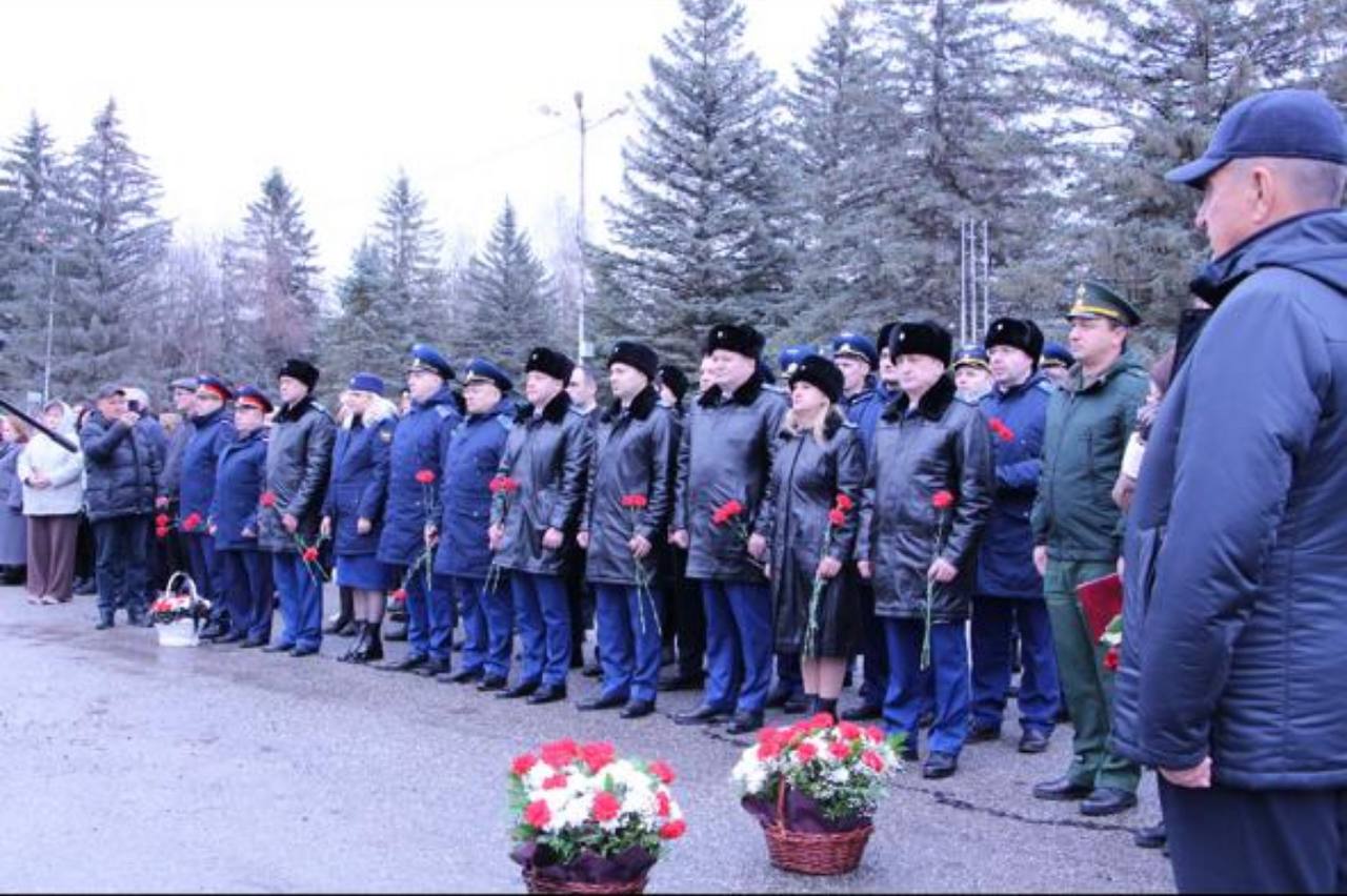 В Урупском районе состоялось торжественное открытие мемориальной доски в память о Шуваеве Сергее Николаевиче В Урупском районе состоялось торжественное открытие мемориальной доски в память о Шуваеве Сергее Николаевиче