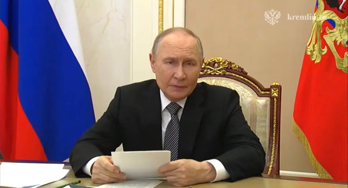 Владимир Путин подписал закон, который продлевает на 2026 год право мобилизованных и участников специальной военной операции на кредитные каникулы