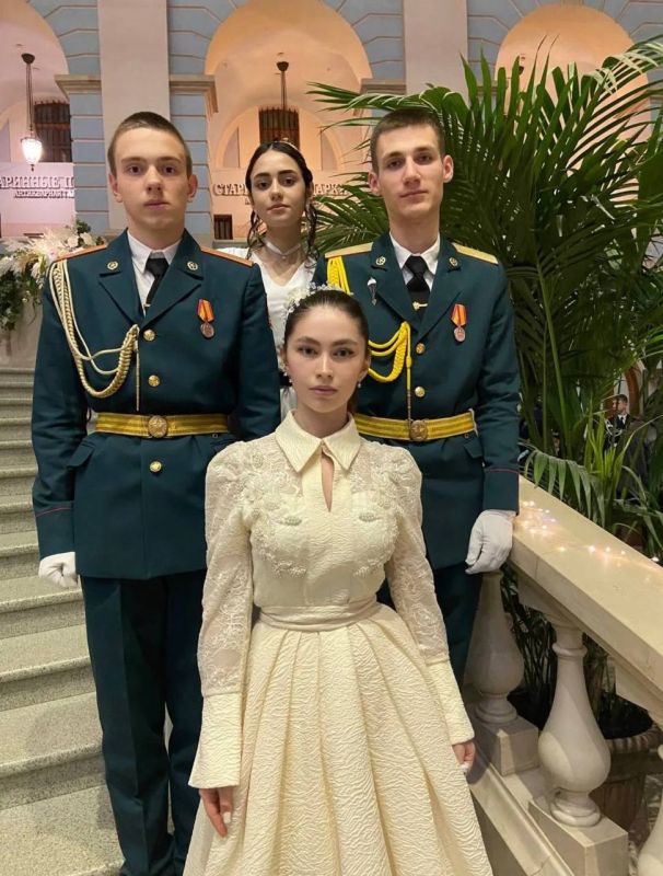 ������� �������: ������ ����!. ���� ��������, �����, ����������� ���� - ������������ ���������� ������ ��������� ����� ����������, ����� ����������, ������ ������� � ������ ������ ���� ��� ������� ������ �� ������� �����...