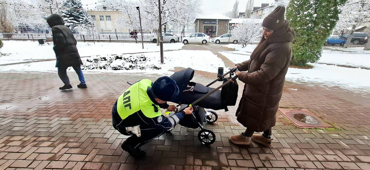 В рамках проведения Декады «Безопасная дорога» сотрудниками Госавтоинспекции Отдела МВД России по г. Черкесску на ул. Доватора было проведено профилактическое мероприятие, направленное на предупреждение дорожно-транспортных... В рамках проведения Декады «Безопасная дорога» сотрудниками Госавтоинспекции Отдела МВД России по г. Черкесску на ул. Доватора было проведено профилактическое мероприятие, направленное на предупреждение дорожно-транспортных...