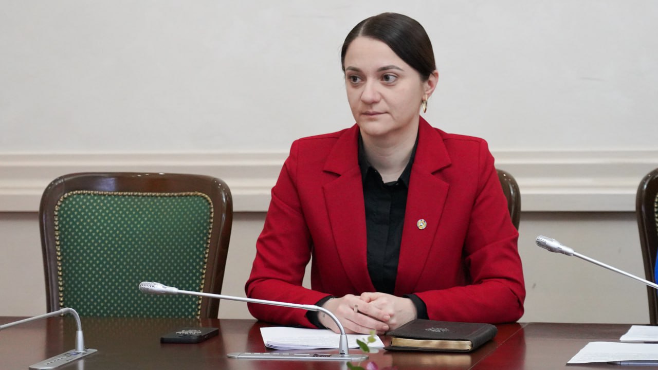 В Комитете по законодательству рассмотрели законопроекты, внесенные в повестку пленарного заседания В Комитете по законодательству рассмотрели законопроекты, внесенные в повестку пленарного заседания