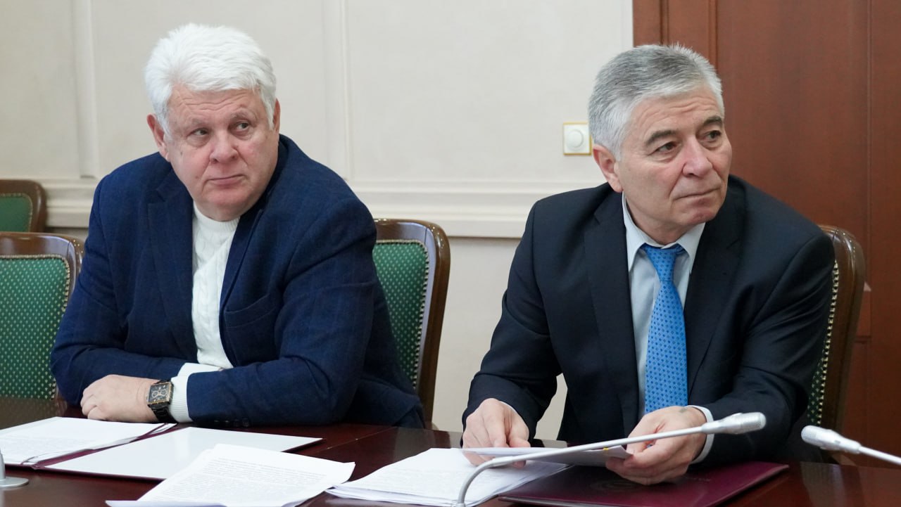 В Комитете по законодательству рассмотрели законопроекты, внесенные в повестку пленарного заседания В Комитете по законодательству рассмотрели законопроекты, внесенные в повестку пленарного заседания