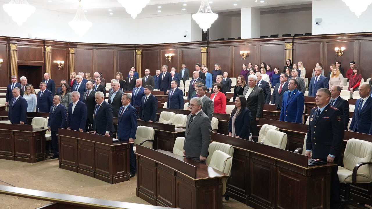 В Парламенте КЧР состоялась очередная 17 сессия VII созыва В Парламенте КЧР состоялась очередная 17 сессия VII созыва