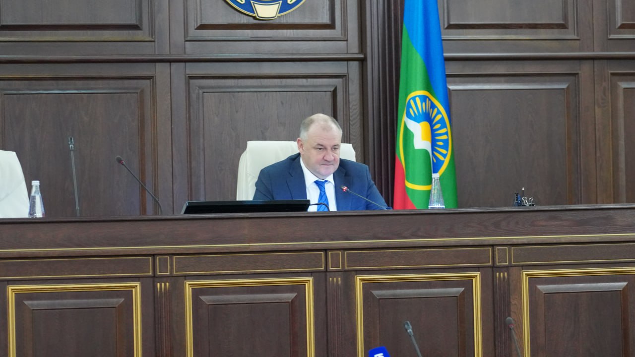 В Парламенте КЧР состоялась очередная 17 сессия VII созыва В Парламенте КЧР состоялась очередная 17 сессия VII созыва