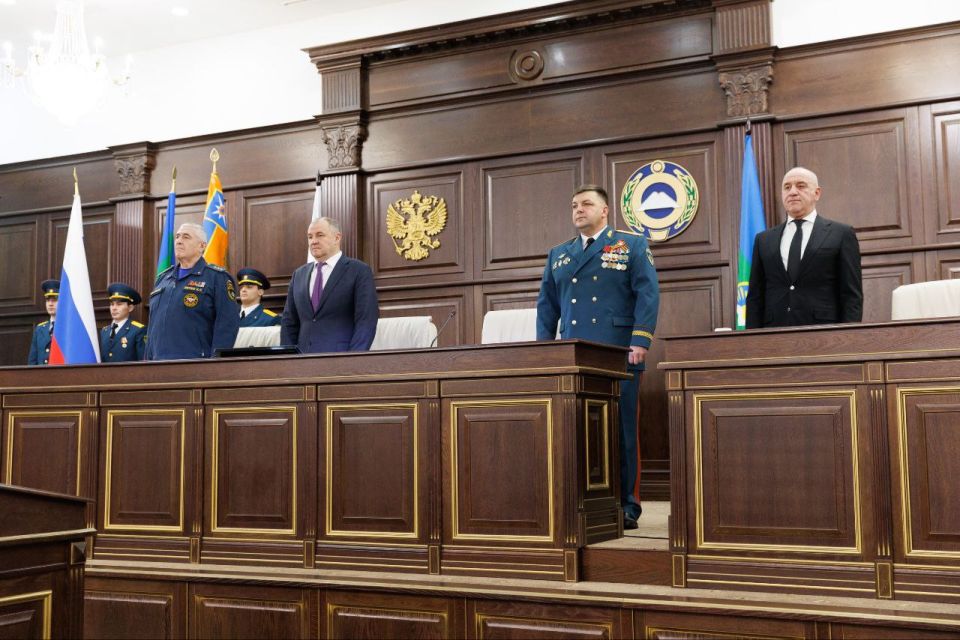 � ��������� �������� 35-����� ��� ������