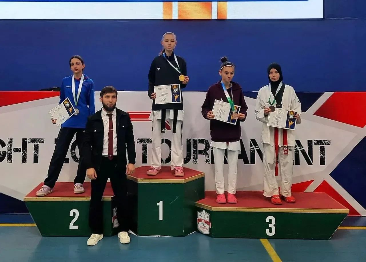 Тхэквондисты Карачаево-Черкесии привезли 9 медалей с первенства СКФО