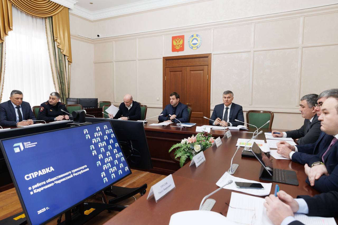 Заместитель начальника Управления Госавтоинспекции МВД по Карачаево-Черкесской Республике Аслан Темижев принял участие в мероприятии, посвященном вопросам совершенствования работы общественного транспорта Заместитель начальника Управления Госавтоинспекции МВД по Карачаево-Черкесской Республике Аслан Темижев принял участие в мероприятии, посвященном вопросам совершенствования работы общественного транспорта