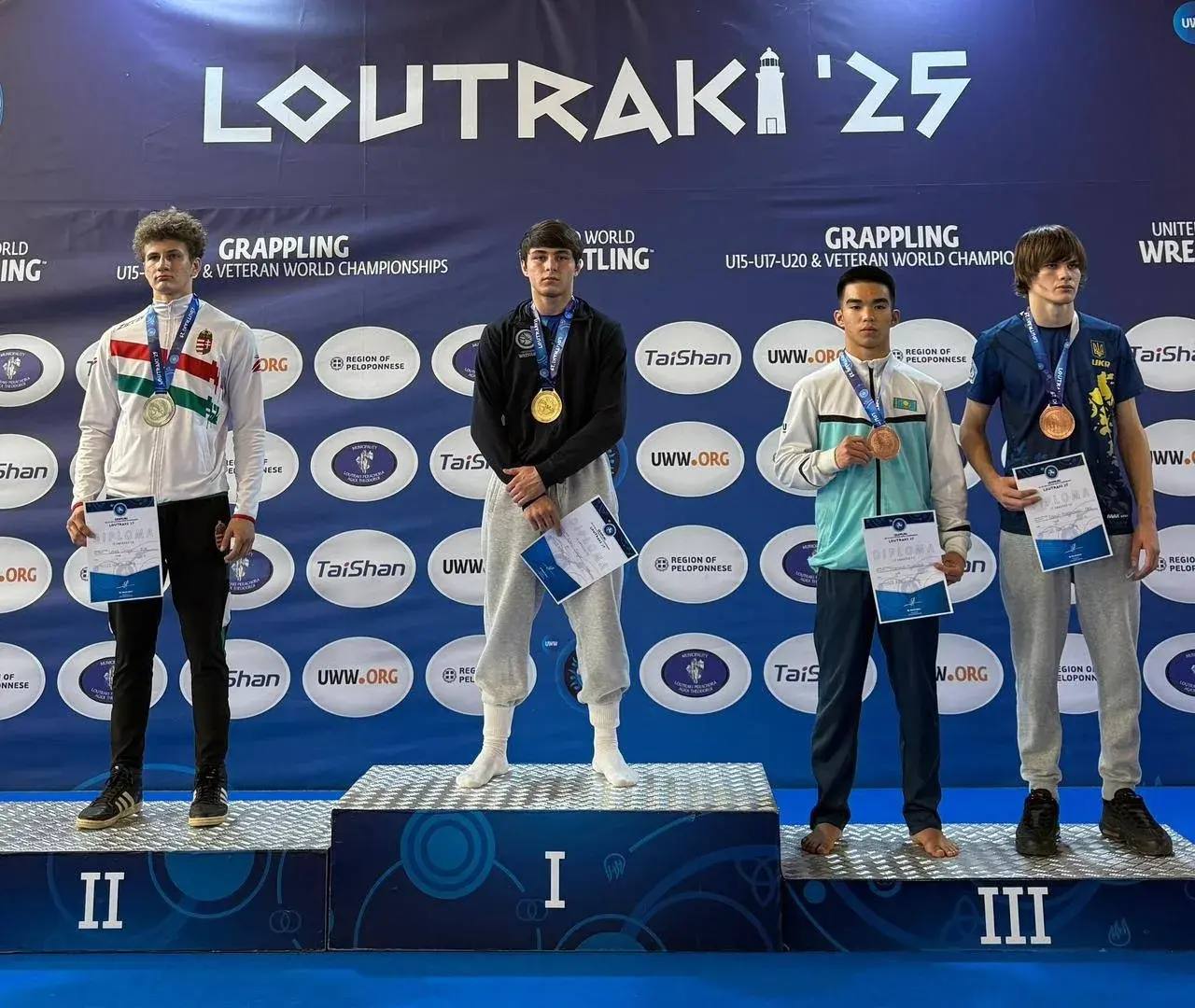 35 воспитанников спортивных школ Карачаево-Черкесии в 2025 году представили нашу страну на официальных первенствах и чемпионатах Европы и мира 35 воспитанников спортивных школ Карачаево-Черкесии в 2025 году представили нашу страну на официальных первенствах и чемпионатах Европы и мира