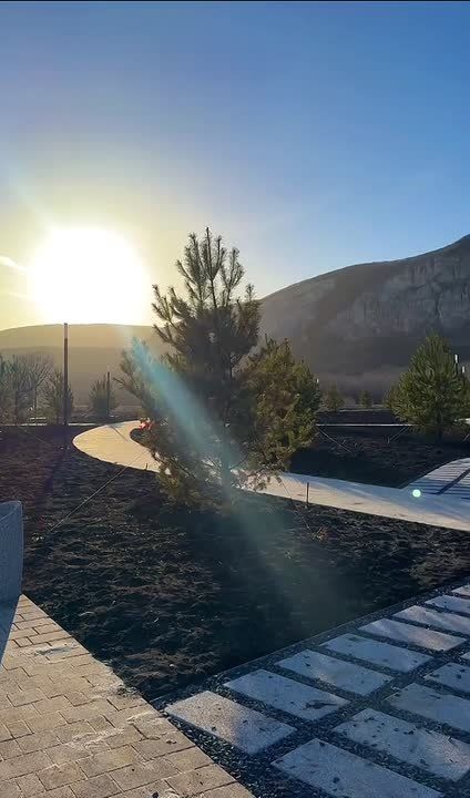 Вот так сейчас выглядит Зеленый остров города Усть-Джегута, где работы по благоустройству выходят на финальный этап