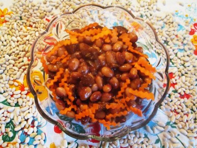 Салат с фасолью: уютный вкус домашних праздников