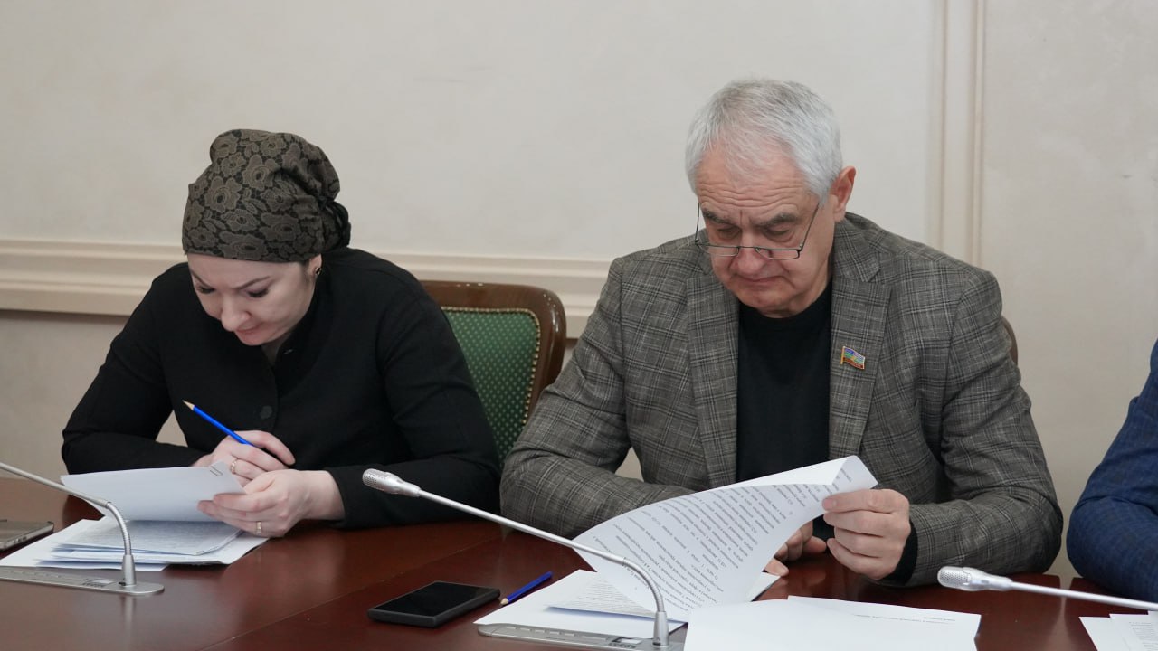 Алексей Ганшин провел расширенное заседание Комитета по экономической политике, предпринимательству, цифровому развитию и туризму НС КЧР Алексей Ганшин провел расширенное заседание Комитета по экономической политике, предпринимательству, цифровому развитию и туризму НС КЧР