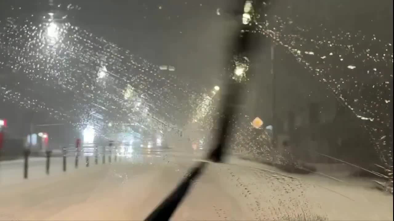 Соблюдайте скоростной режим, дистанцию и боковой интервал