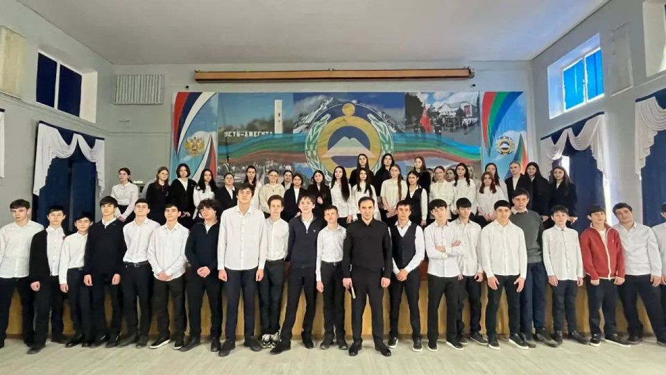 Сотрудники Госавтоинспекции России по Усть-Джегутинскому району провели профилактические беседы с учащимися лицея № 1 г. Усть-Джегута