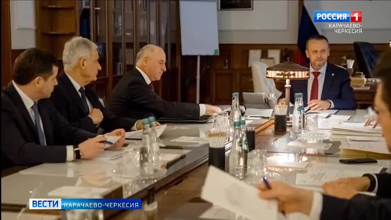 Глава Карачаево-Черкесии обсудил с министром транспорта России ключевые вопросы строительства аэропорта в Архызе
