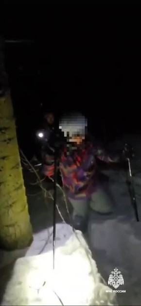 Спасатели оказали помощь туристам в районе ущелья Дукка