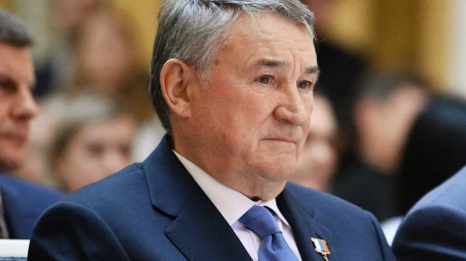 Депутаты и сенаторы освобождены от ежегодных деклараций о доходах