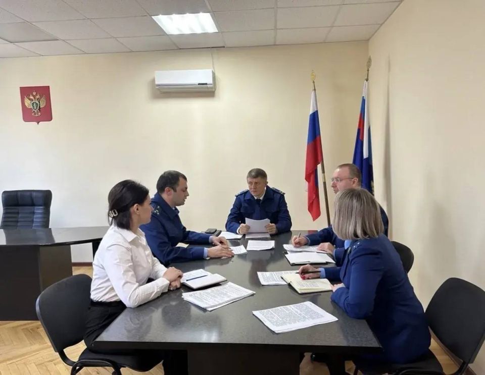 Итоги работы за 2025 год подведены в Хабезской межрайонной прокуратуре