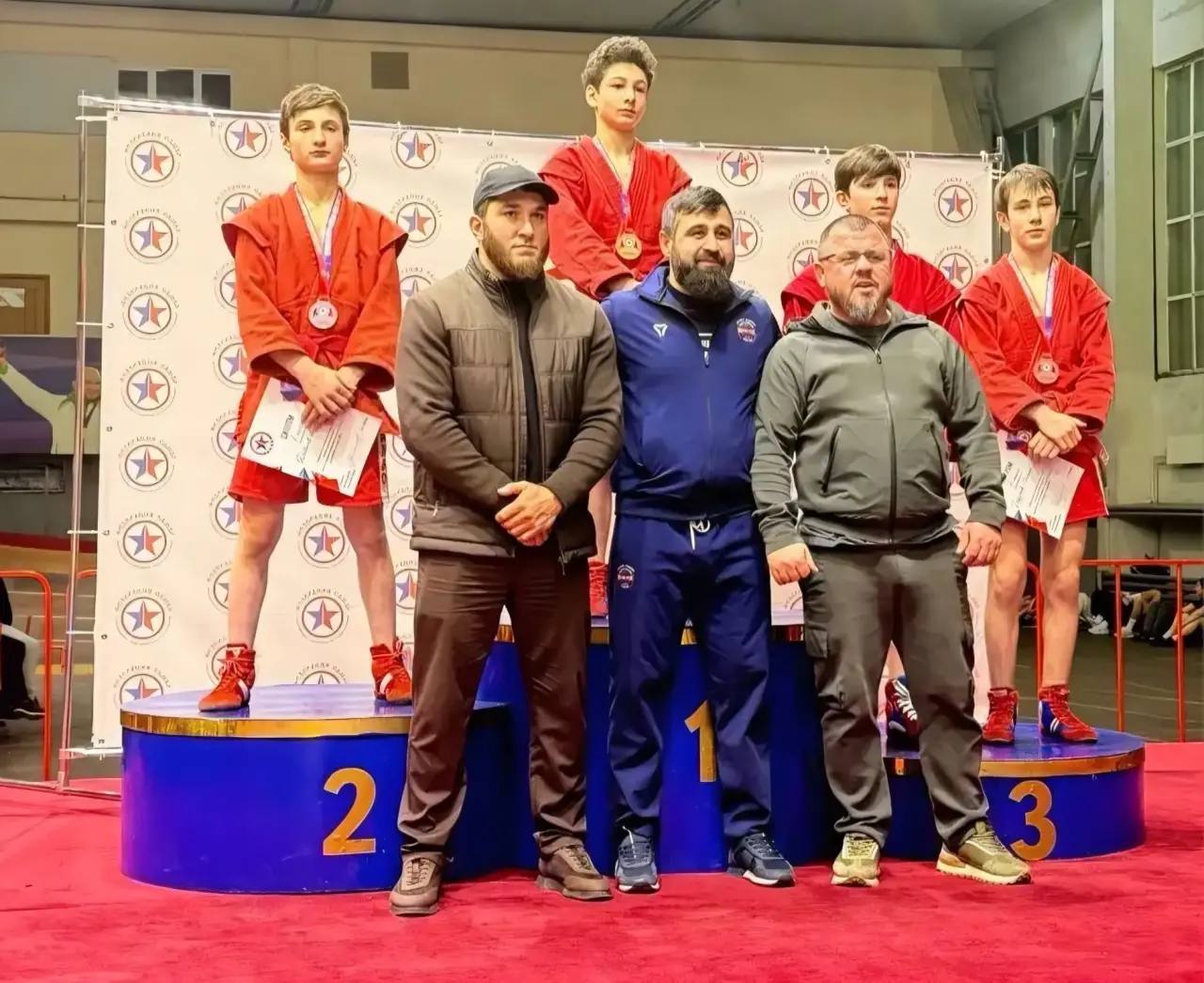 Самбисты КЧР завоевали 14 медалей на первенстве СКФО по спортивному и боевому самбо среди юношей и девушек 14-16 лет Самбисты КЧР завоевали 14 медалей на первенстве СКФО по спортивному и боевому самбо среди юношей и девушек 14-16 лет