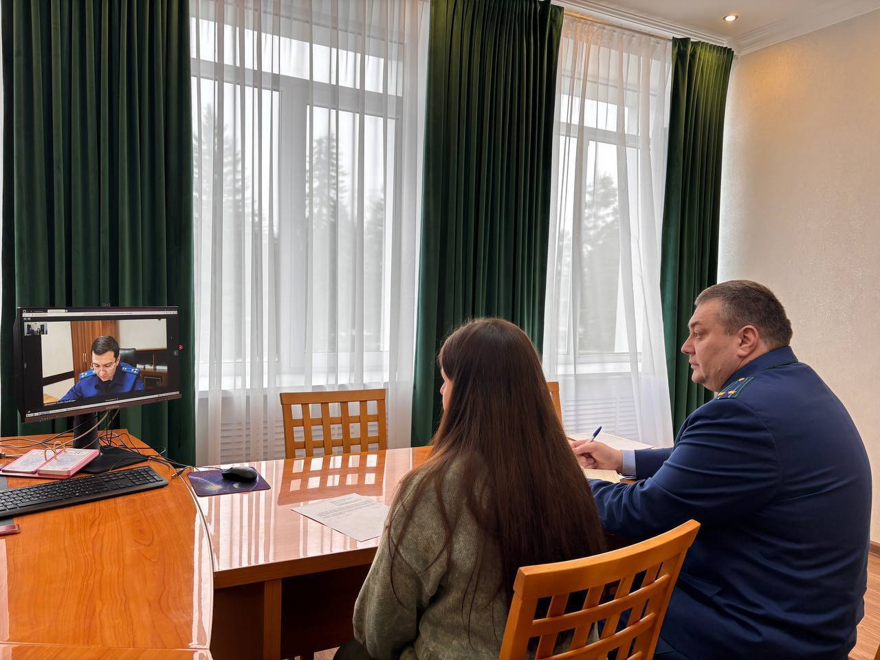 Состоялся личный прием жителей Урупского района заместителем прокурора Карачаево-Черкесской Республики Асланом Докшоковым Состоялся личный прием жителей Урупского района заместителем прокурора Карачаево-Черкесской Республики Асланом Докшоковым