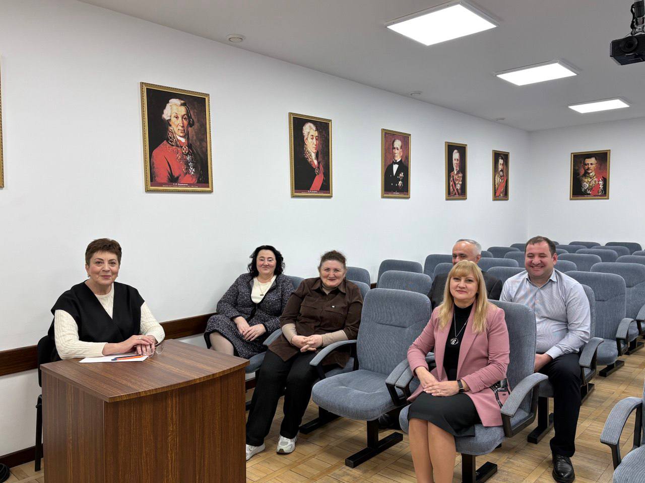 Заместитель прокурора Карачаево- Черкесской Республики Дмитрий Кривошеев провел отчетно-выборное заседание Совета наставников Заместитель прокурора Карачаево- Черкесской Республики Дмитрий Кривошеев провел отчетно-выборное заседание Совета наставников