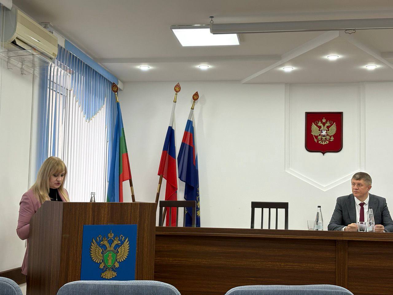 Заместитель прокурора Карачаево- Черкесской Республики Дмитрий Кривошеев провел отчетно-выборное заседание Совета наставников Заместитель прокурора Карачаево- Черкесской Республики Дмитрий Кривошеев провел отчетно-выборное заседание Совета наставников