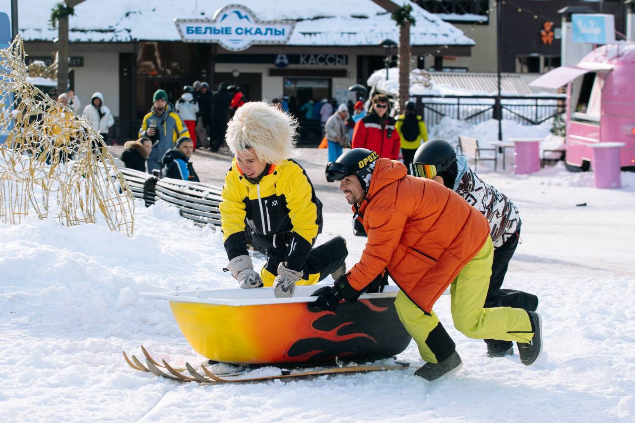 Курорт «Архыз» стал площадкой для съемок сериала «Горнолыжка» Курорт «Архыз» стал площадкой для съемок сериала «Горнолыжка»