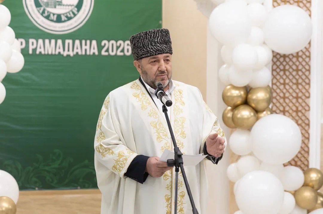 Рашид Темрезов: Сегодня принял участие в республиканском коллективном ифтаре, который состоялся в Соборной мечети в Черкесске Рашид Темрезов: Сегодня принял участие в республиканском коллективном ифтаре, который состоялся в Соборной мечети в Черкесске