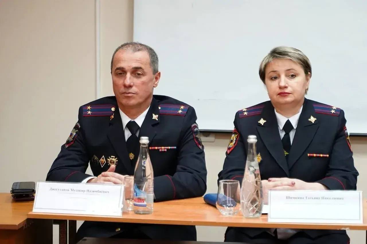 День экспертно-криминалистической службы МВД России был отмечен в Северо-Кавказской государственной академии встречей с представителями ЭКЦ МВД по КЧР