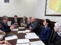 Председатель Комитета по местному самоуправлению НС КЧР Дахир Мутчаев провел заседание, на котором депутаты рассмотрели законопроекты, внесенные Комитетом в повестку 20-й сессии