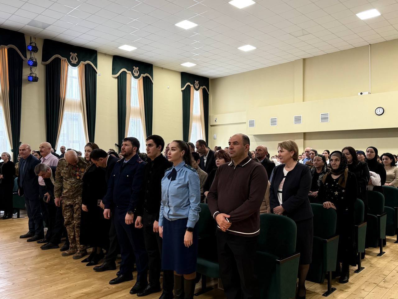 Прокуратура Малокарачаевского района провела лекцию для школьников на тему: «Сила единства: история и будущее России» Прокуратура Малокарачаевского района провела лекцию для школьников на тему: «Сила единства: история и будущее России»