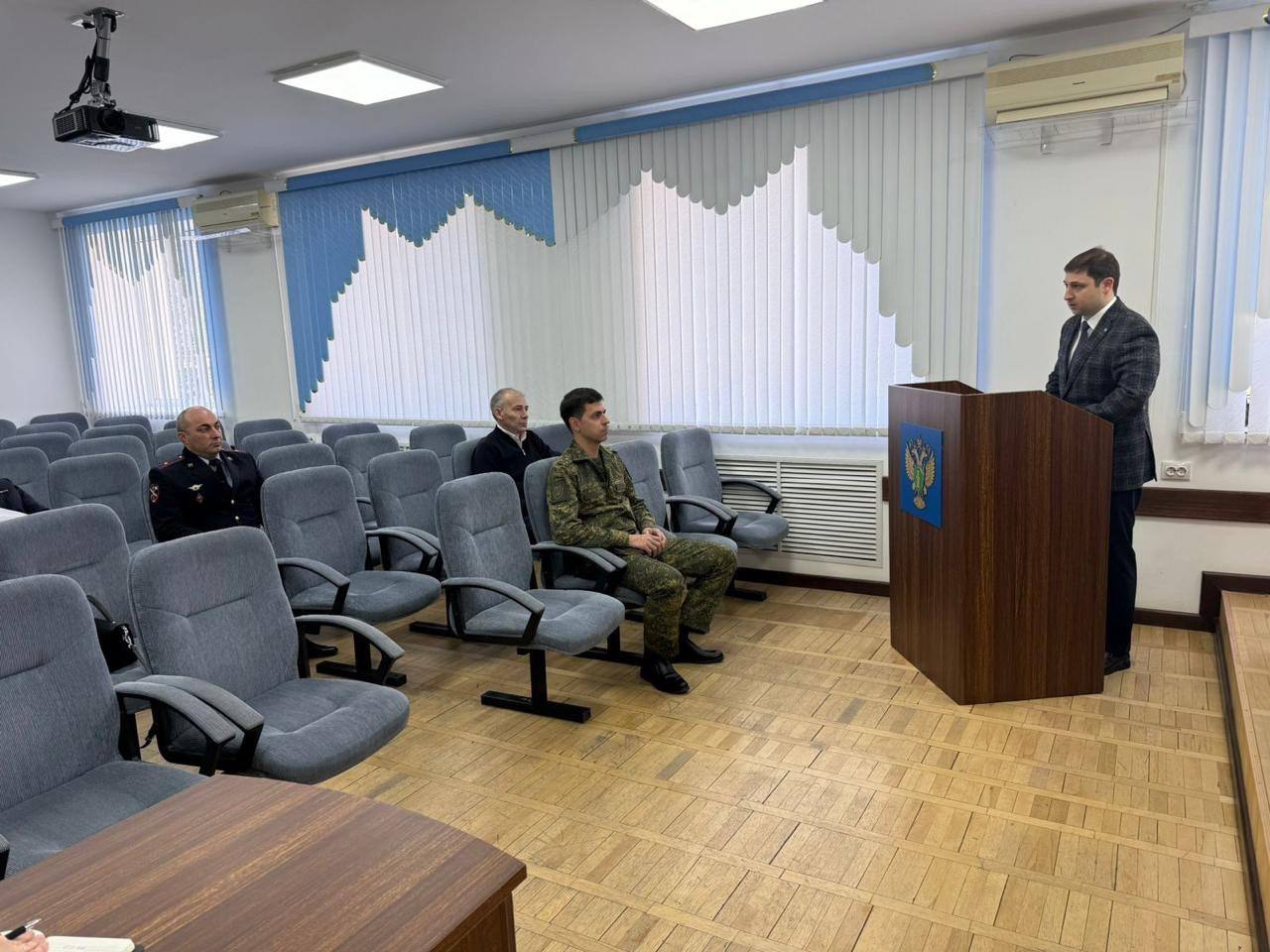 Вопросы исполнения решений судов о конфискации транспортных средств обсудили на совещании в прокуратуре республики Вопросы исполнения решений судов о конфискации транспортных средств обсудили на совещании в прокуратуре республики