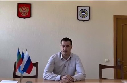 Обращение начальника отдела по организационным вопросам администрации Хабезского района Шевхужева Азамата Владимировича в рамках проводимой на территории республики акции «Везу ребёнка безопасно»