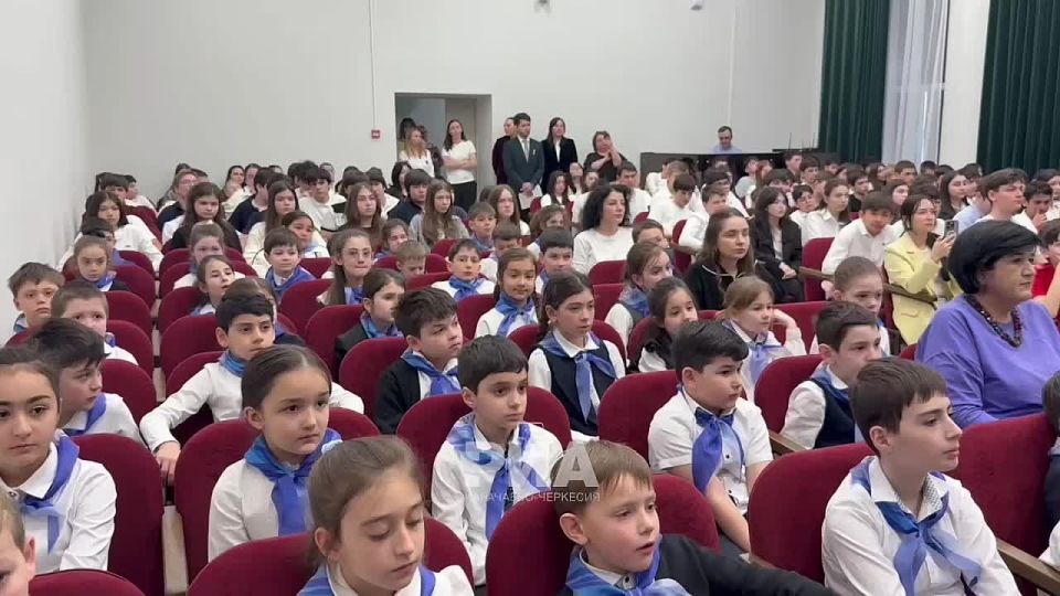 � ������ ����������� �������� ����� ������� ���������� ���� ����������� �������� ������ ������������� �����������, ����������� 65-����� ������� ������ �������� � ������ � ������ ������ ������