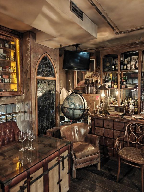 Pharmacie �� ��������� ����: ��������� � ���������������� ������������ � ������ ����������