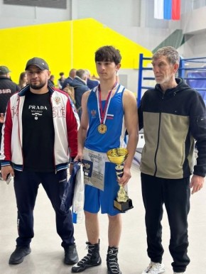 4 ������ � 1 ������ �� ���������� ������