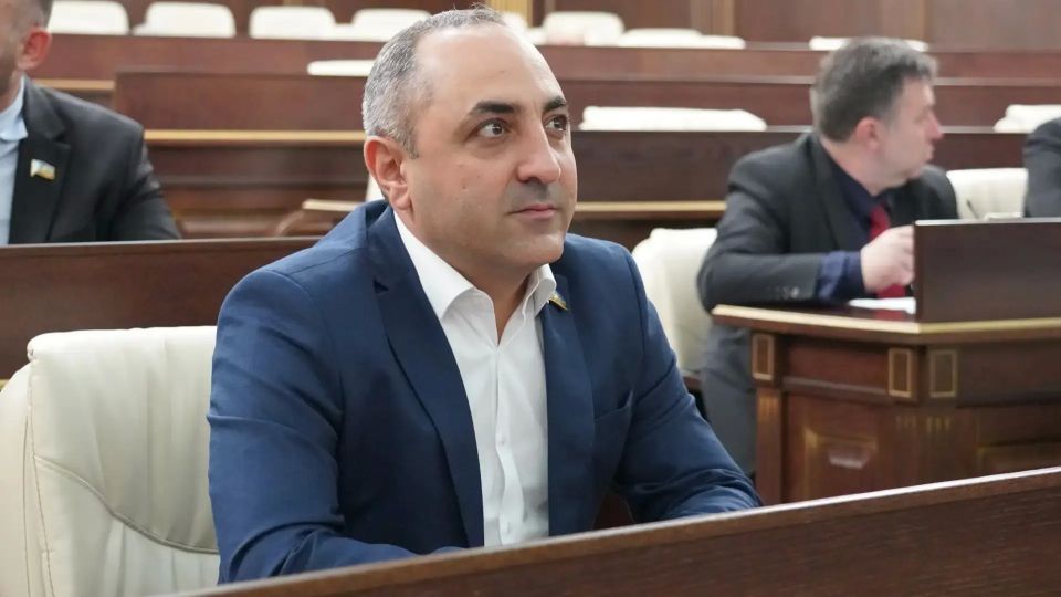 Депутаты Народного собрания КЧР рассмотрели законопроект о выплатах многодетным семьям Депутаты Народного собрания КЧР рассмотрели законопроект о выплатах многодетным семьям