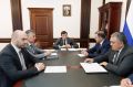 Премьер-министр КЧР Мурат Аргунов провел заседание рабочей группы по стабилизации ситуации на топливном рынке, созданной по поручению Главы Карачаево-Черкесии Рашида Темрезова
