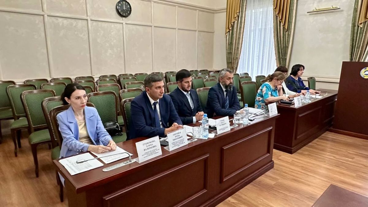 В Карачаево-Черкесии прошло заседание комиссии по поддержке участников СВО и их семей В Карачаево-Черкесии прошло заседание комиссии по поддержке участников СВО и их семей