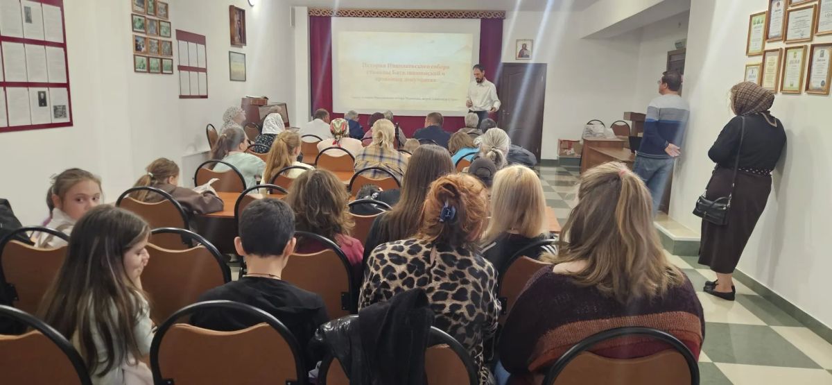 В Черкесске отметили 125-летие освящения Николаевского собора В Черкесске отметили 125-летие освящения Николаевского собора