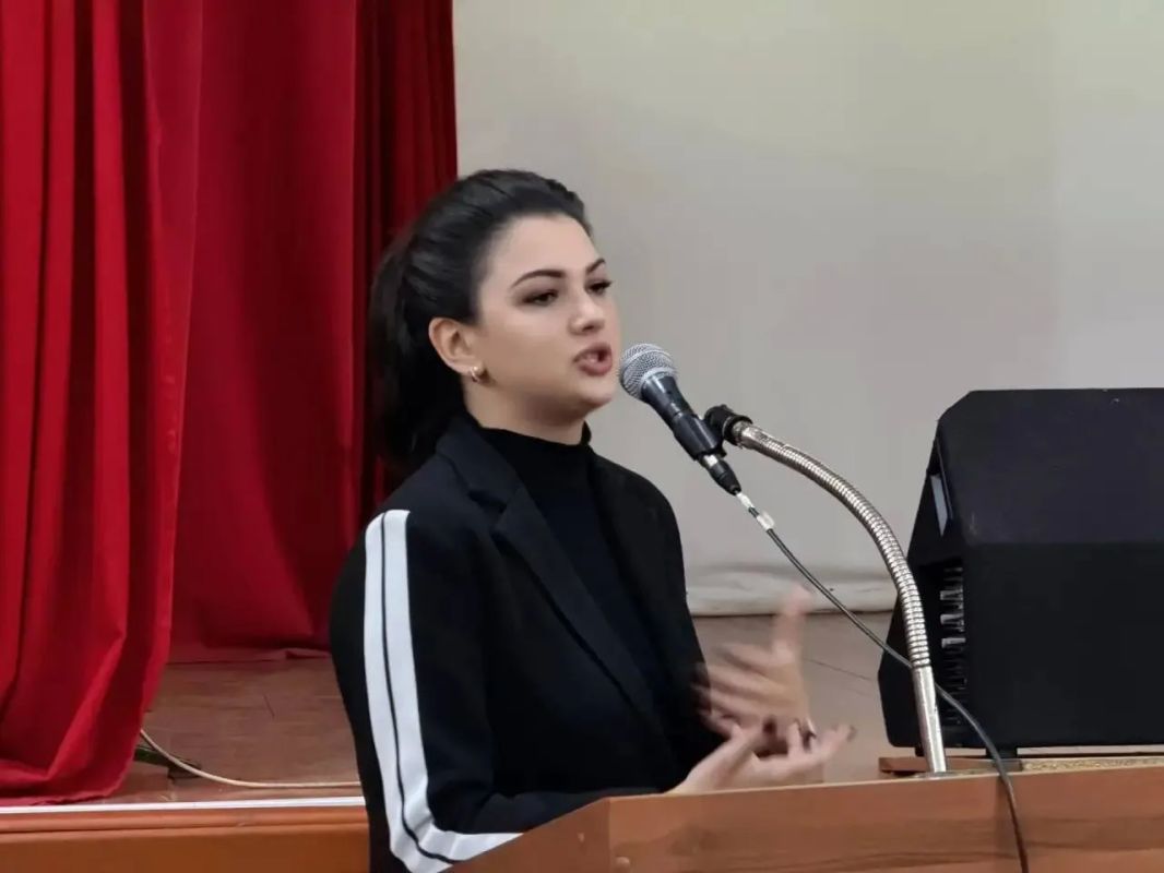«Штаб волонтеров» КЧР встречает студентов!