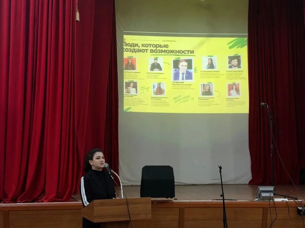 «Штаб волонтеров» КЧР встречает студентов! «Штаб волонтеров» КЧР встречает студентов!