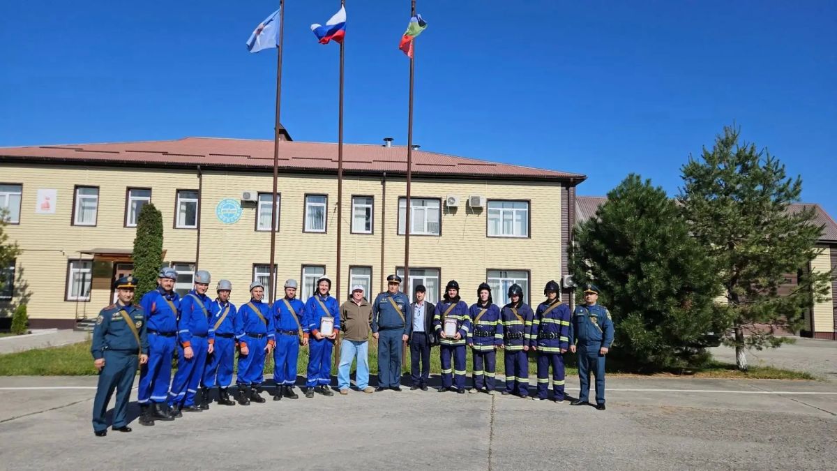 В рамках второго этапа тренировки по Гражданской обороне прошли соревнования нештатных аварийно-спасательных формирований и занятия с личным составом В рамках второго этапа тренировки по Гражданской обороне прошли соревнования нештатных аварийно-спасательных формирований и занятия с личным составом
