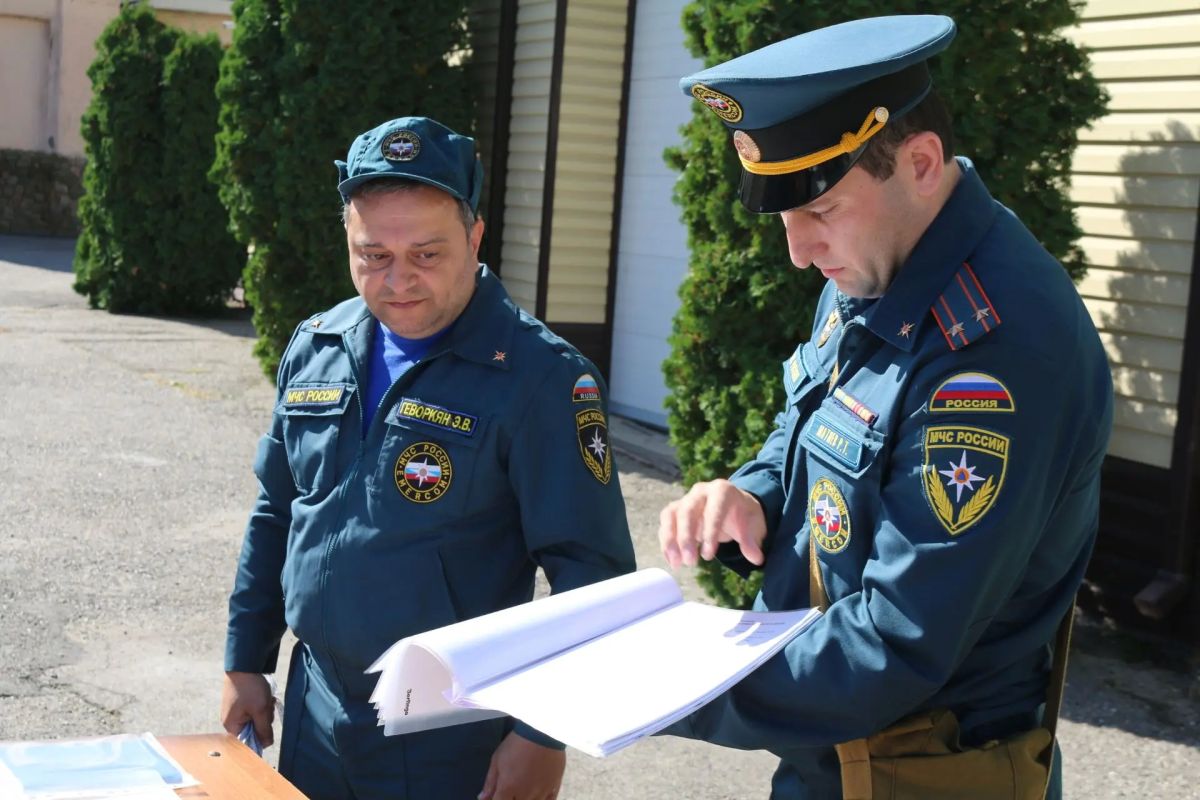 В рамках второго этапа тренировки по Гражданской обороне прошли соревнования нештатных аварийно-спасательных формирований и занятия с личным составом В рамках второго этапа тренировки по Гражданской обороне прошли соревнования нештатных аварийно-спасательных формирований и занятия с личным составом