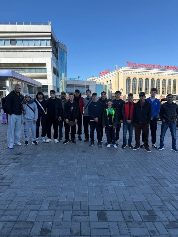 Команда КЧР завоевала больше 20 медалей на чемпионате мира по джиу-джитсу Команда КЧР завоевала больше 20 медалей на чемпионате мира по джиу-джитсу