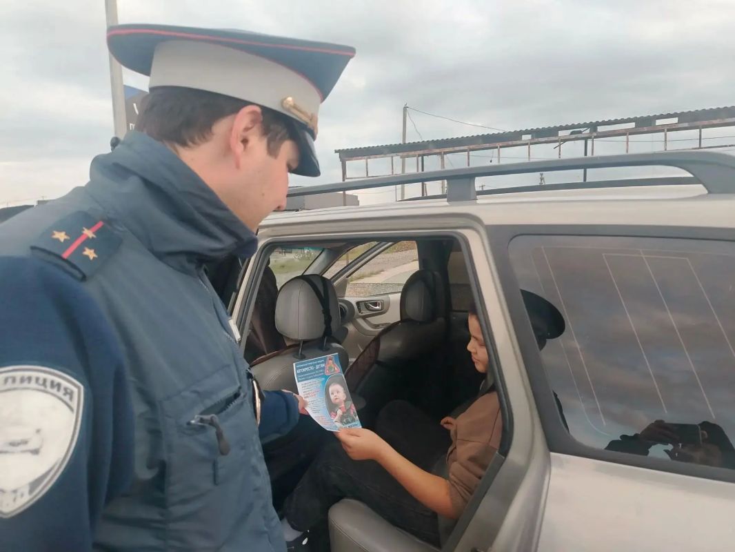 В рамках региональной социальной кампании «Кавказ за безопасные дороги» сотрудники отделения Госавтоинспекции Межмуниципального отдела МВД России «Адыге-Хабльский» провели информационно-пропагандистскую акцию «Автокресло –... В рамках региональной социальной кампании «Кавказ за безопасные дороги» сотрудники отделения Госавтоинспекции Межмуниципального отдела МВД России «Адыге-Хабльский» провели информационно-пропагандистскую акцию «Автокресло –...