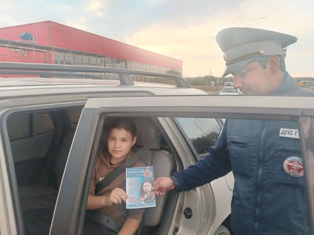 В рамках региональной социальной кампании «Кавказ за безопасные дороги» сотрудники отделения Госавтоинспекции Межмуниципального отдела МВД России «Адыге-Хабльский» провели информационно-пропагандистскую акцию «Автокресло –... В рамках региональной социальной кампании «Кавказ за безопасные дороги» сотрудники отделения Госавтоинспекции Межмуниципального отдела МВД России «Адыге-Хабльский» провели информационно-пропагандистскую акцию «Автокресло –...