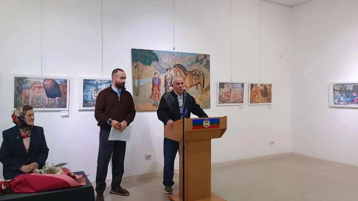 В Картинной галерее КЧР открылась выставка «Почерк судьбы» к 115-летию Исхака Акбаева В Картинной галерее КЧР открылась выставка «Почерк судьбы» к 115-летию Исхака Акбаева